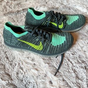 Nike Shoes 7 youth